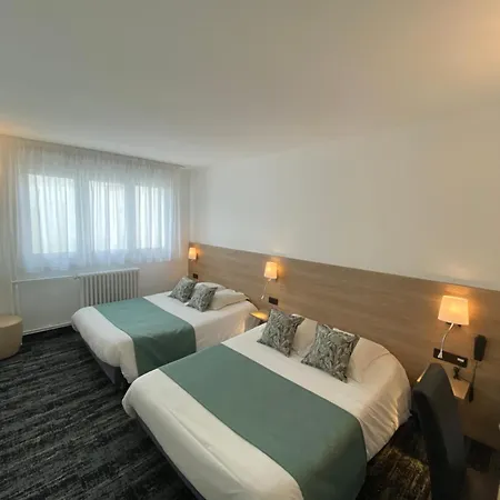 Du Louvre شيربوغ أون كوتننتين