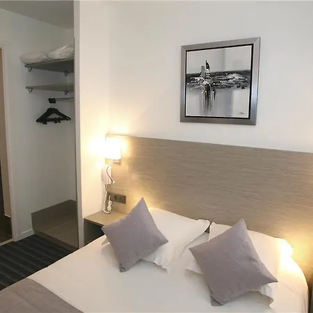 Du Louvre شيربوغ أون كوتننتين