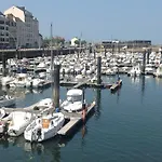 卢浮宫酒店 酒店