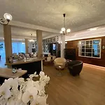 酒店 卢浮宫酒店 3*