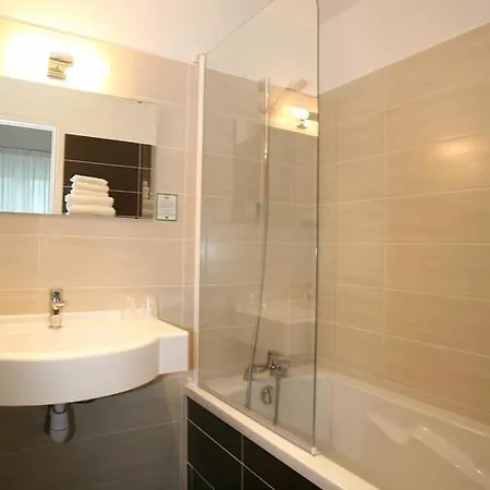 Hotel Du Louvre Cherbourg-en-Cotentin