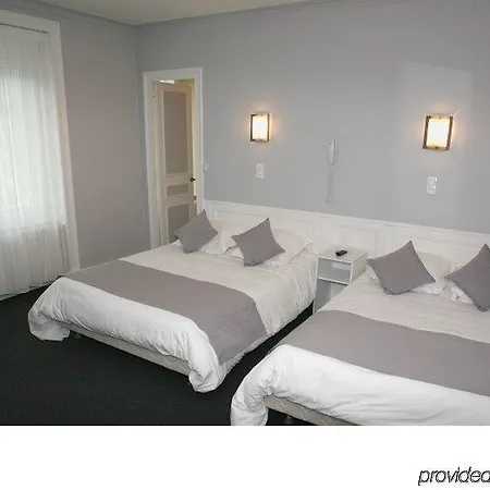 Hotel Du Louvre 3*