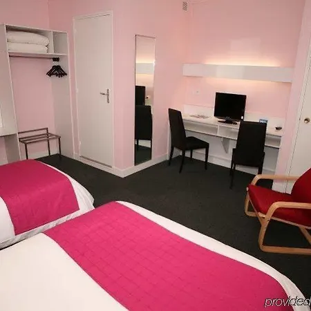 Hotel Du Louvre 3*