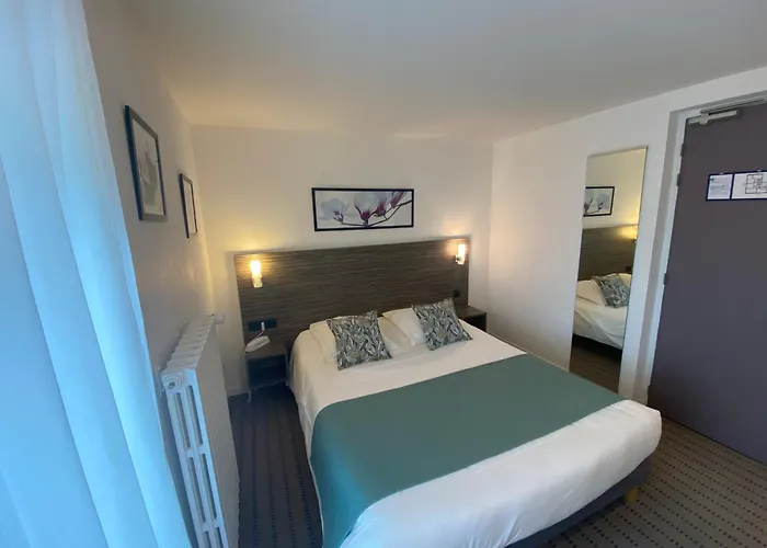 Du Louvre 3* Cherbourg-en-Cotentin