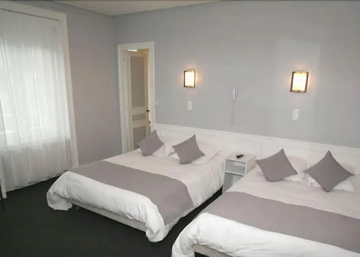 Du Louvre 3* Cherbourg-en-Cotentin