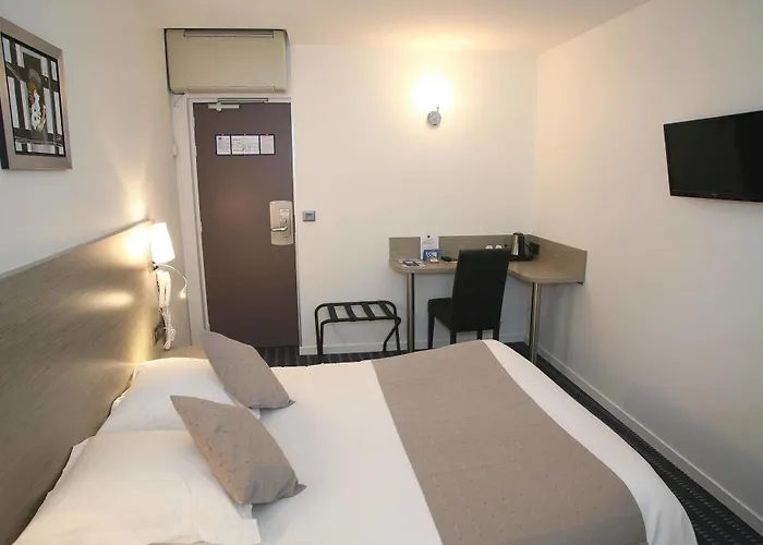 Du Louvre 3* Cherbourg-en-Cotentin